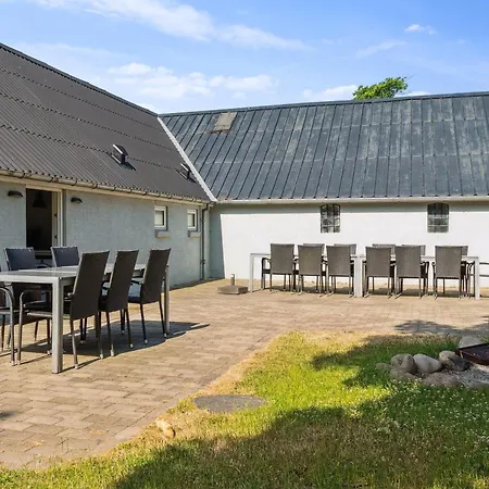 Holiday home 16-person With View Over The Water And Wilderness Bath
